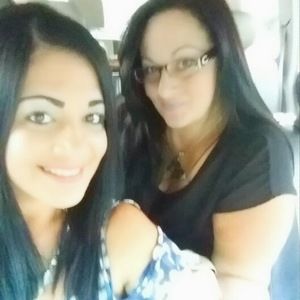 Meet your Posher, Zaida